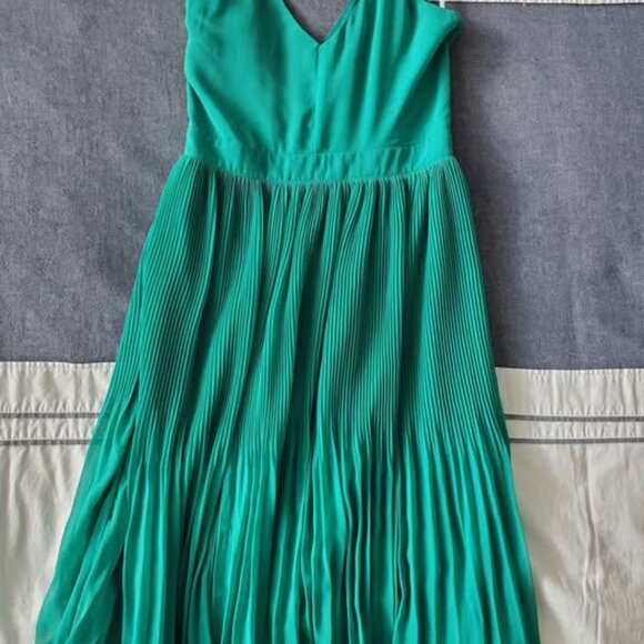 Lulu's Green Pleated Green Cocktail Dress - Picture 2 of 5